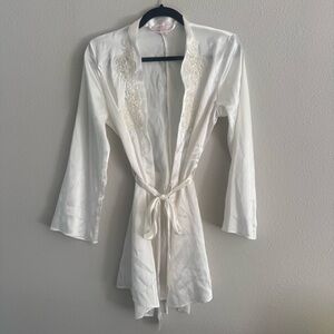 Victoria's Secret White Satin Robe with Lace Detail XS